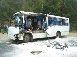 ДТП в Лунинецком районе: автобус врезался в прицеп трактора