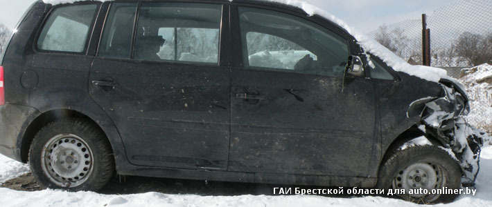 В Пинском районе пьяный водитель-женщина допустила лобовое столкновение