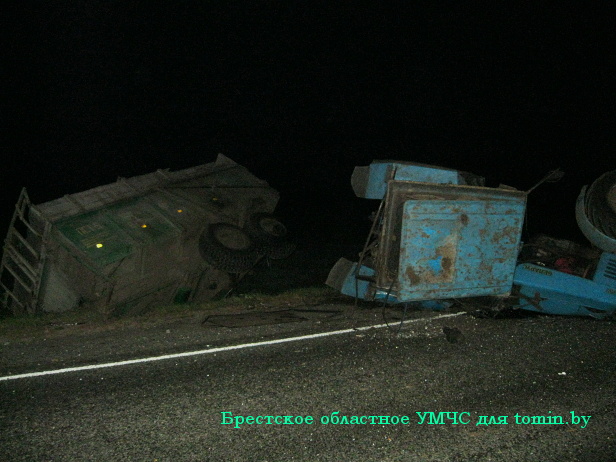 ДТП В Пинском районе, пострадало 9 человек при лобовом столкновении маршрутки и трактора
