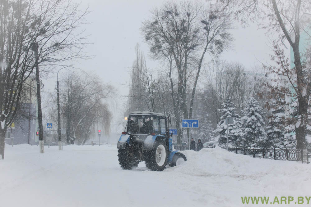 Состояние дорог в городе Пинске - Фотосюжет-40