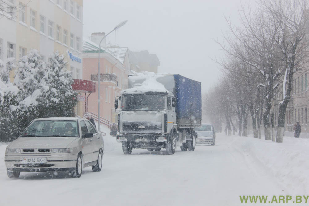 Состояние дорог в городе Пинске - Фотосюжет-41