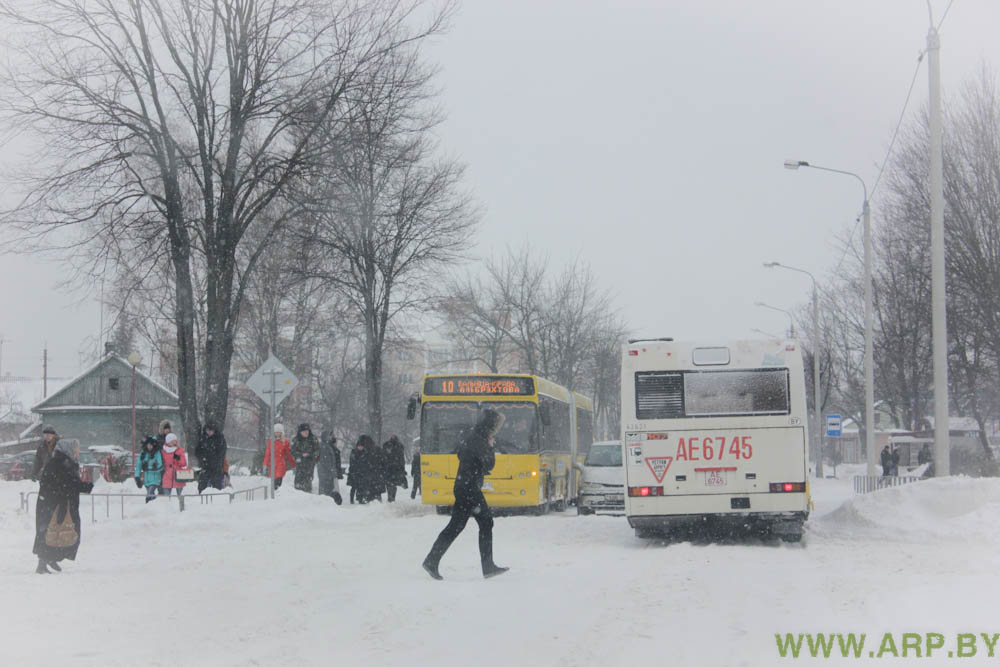 Состояние дорог в городе Пинске - Фотосюжет-50