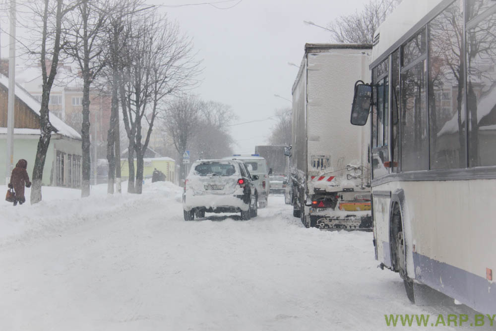 Состояние дорог в городе Пинске - Фотосюжет-51