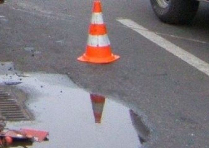 В Пинске произошло ДТП на ул. Шапошникова - пьяный водитель Mazda врезался в КамАЗ
