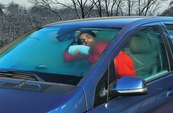 Борьба с замерзанием стёкол на авто